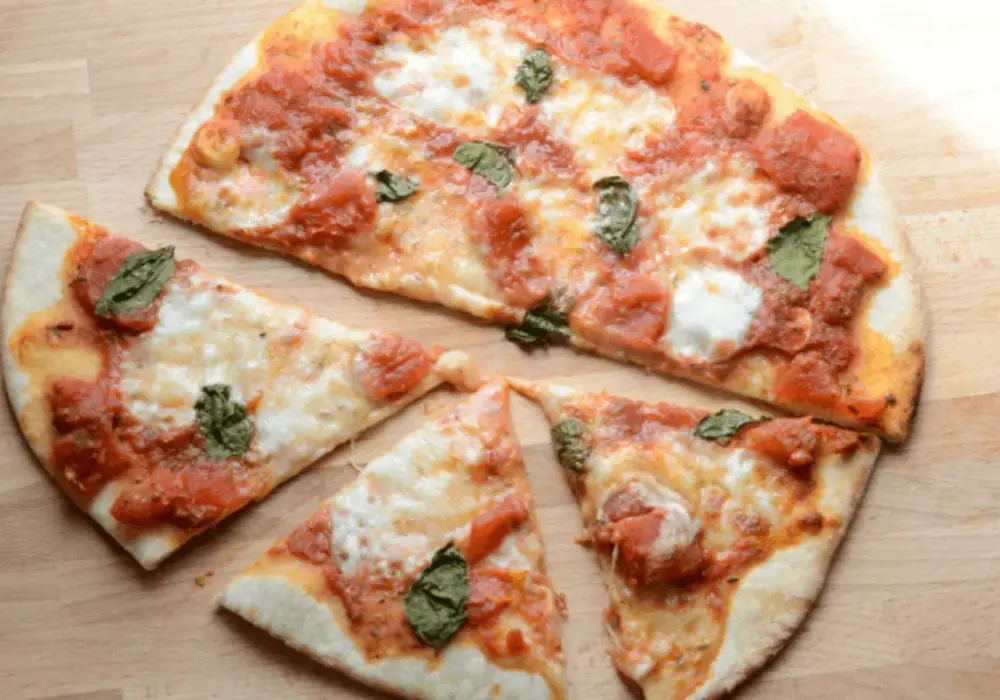 Ile kalorii ma pizza margherita 30 cm? Zaskakujące fakty o kaloriach