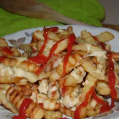 Jak zrobić frytki z serem, które zachwycą każdego smakosza