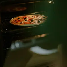 Jak ustawić piekarnik na pizzę, aby uniknąć przypalenia i uzyskać idealny smak