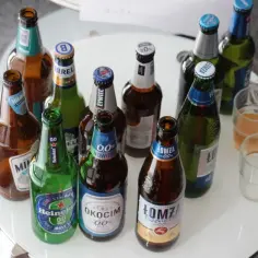 Jak otworzyć piwo bez otwieracza - proste sposoby i triki