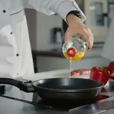 Co zrobić z olejem po frytkach? Sprawdź, jak go bezpiecznie wykorzystać